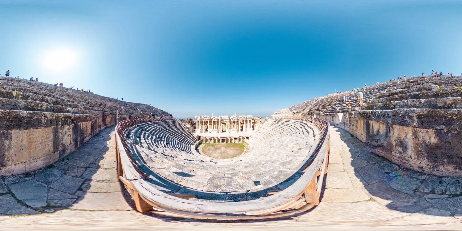 Ricoh Theta Z1 caméra 360° 19 Go noir