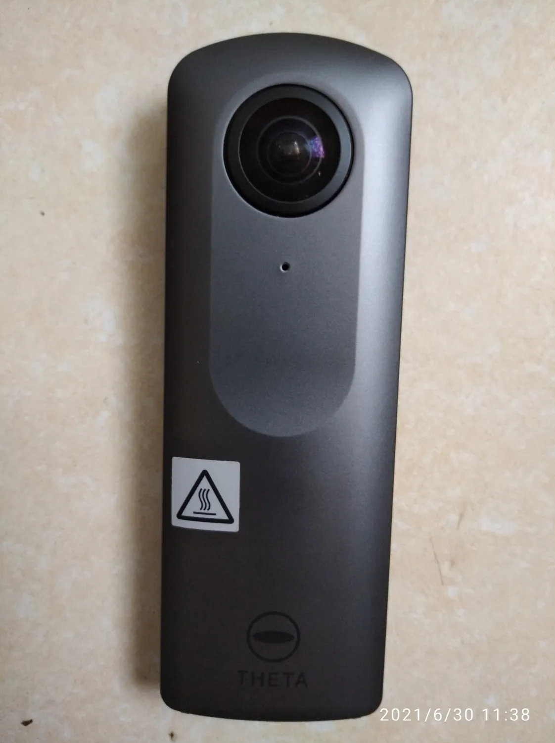 Ricoh Theta V Caméra 360° 4K 24 Mpix Grise Métal