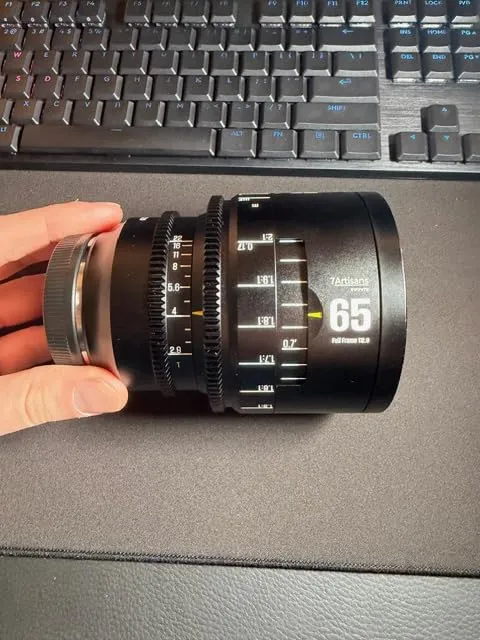 7Artisans 65mm T2.9 objectif cinéma macro Sony E
